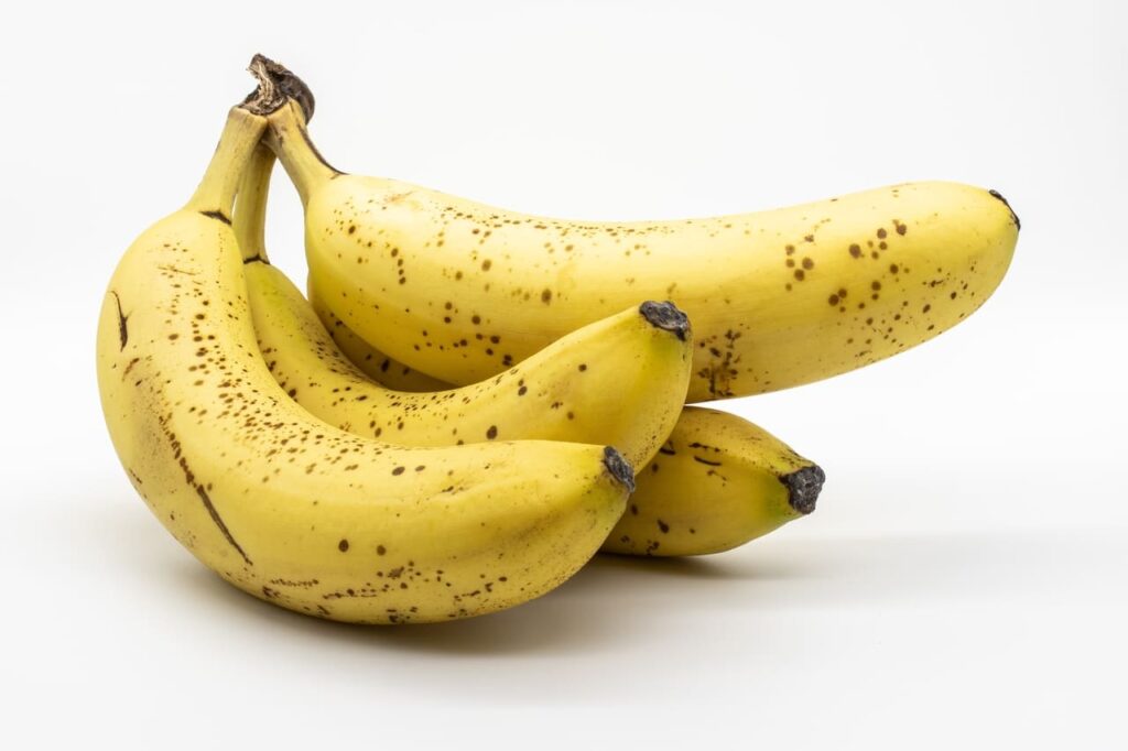 ¿El plátano estriñe o es bueno para el estreñimiento?